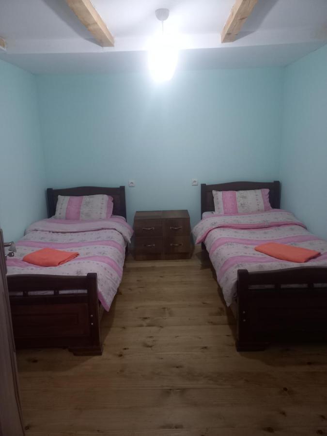 Sesili Guesthouse Adishi ภายนอก รูปภาพ